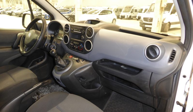 
								PEUGEOT Partner Furgon Confort L1 1.6 BlueHDi 75CV lleno									