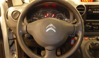 
									PEUGEOT Partner Furgon Confort L1 1.6 BlueHDi 75CV lleno								