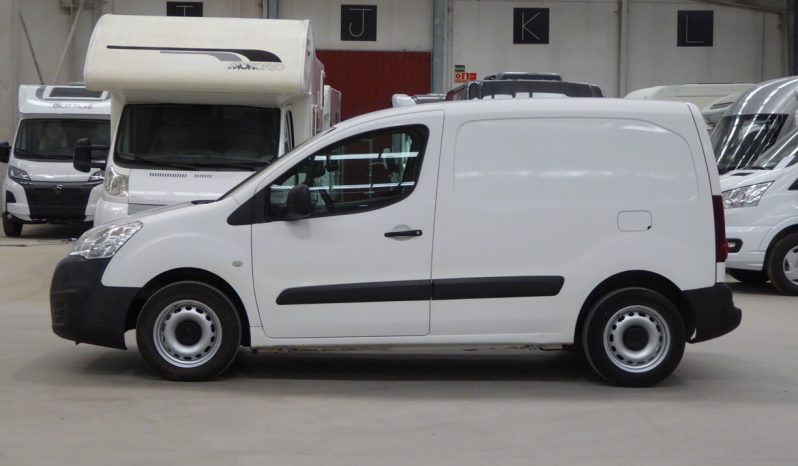 
								PEUGEOT Partner Furgon Confort L1 1.6 BlueHDi 75CV lleno									