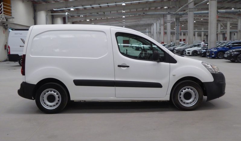 
								PEUGEOT Partner Furgon Confort L1 1.6 BlueHDi 75CV lleno									
