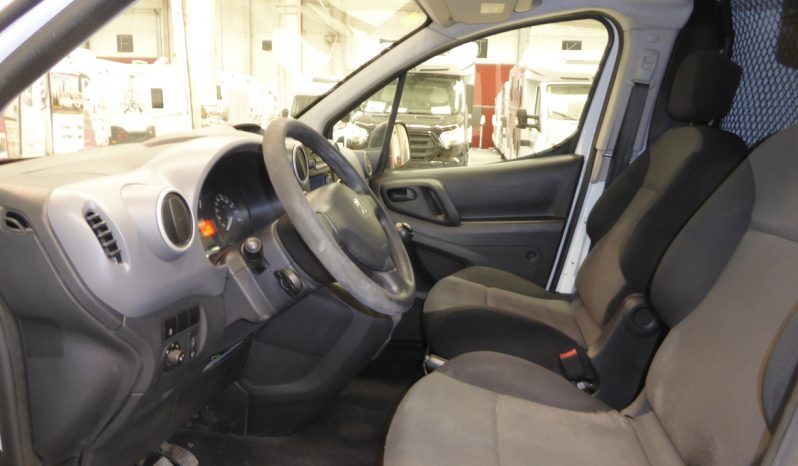 
								PEUGEOT Partner L1 1.6 HDi 75 CV lleno									
