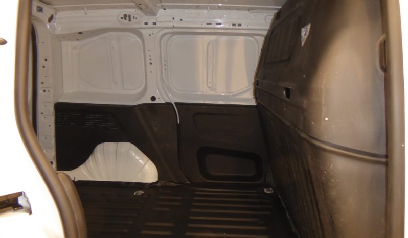 
								PEUGEOT Partner BlueHDi 100 CV lleno									