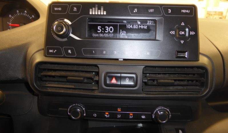 
								PEUGEOT Partner BlueHDi 100 CV lleno									
