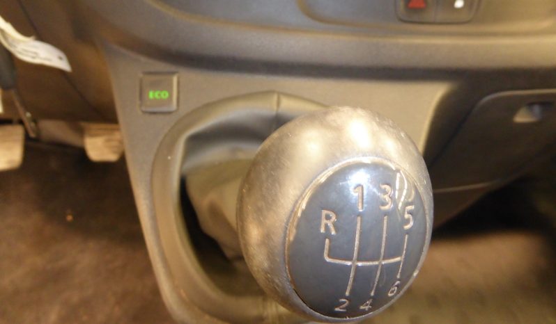 
								Renault Trafic Combi 6 Energy dCi 125 CV lleno									