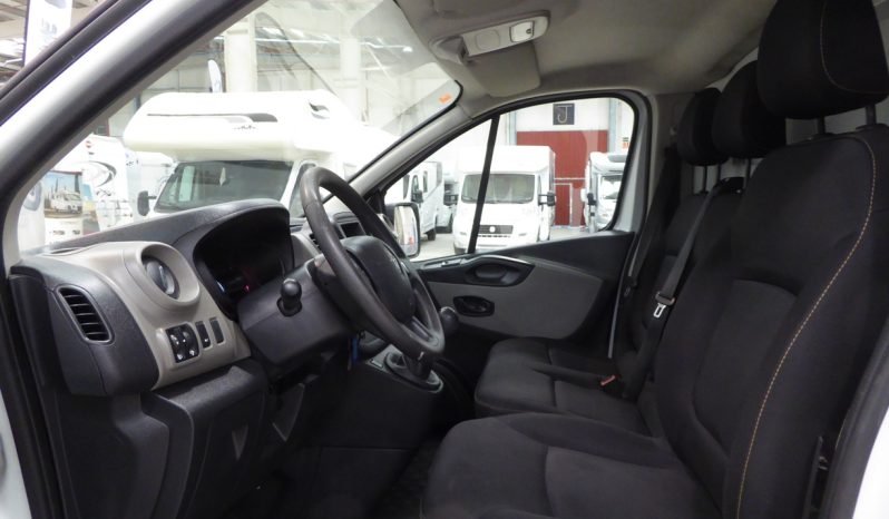 
								Renault Trafic Furgon 29 L1H1 dCi 95 cv lleno									