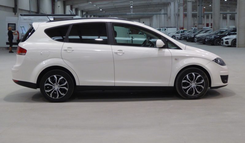 
								Seat Altea XL 1.6 TDI 105cv Ecomotive lleno									