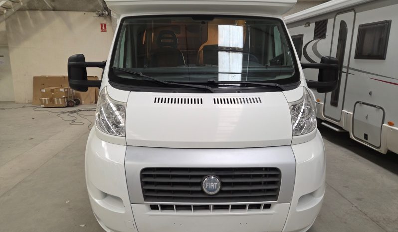 
								CHAUSSON FLASH PERFILADA CAMA TRANSVERSAL AMPLIO GARAJE lleno									