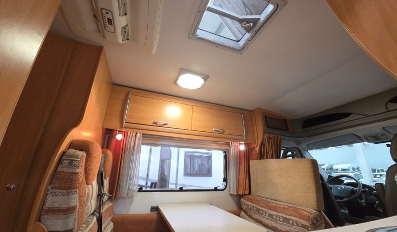 
								CHAUSSON FLASH PERFILADA CAMA TRANSVERSAL AMPLIO GARAJE lleno									