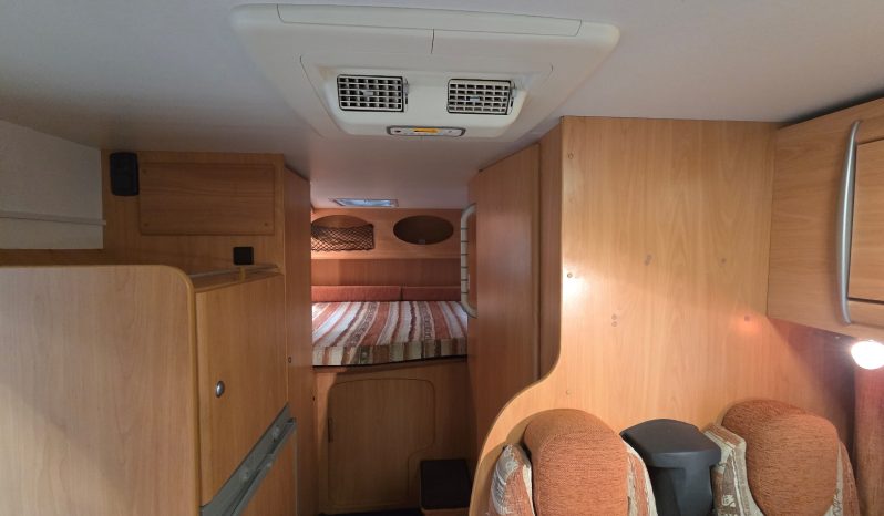 
								CHAUSSON FLASH PERFILADA CAMA TRANSVERSAL AMPLIO GARAJE lleno									