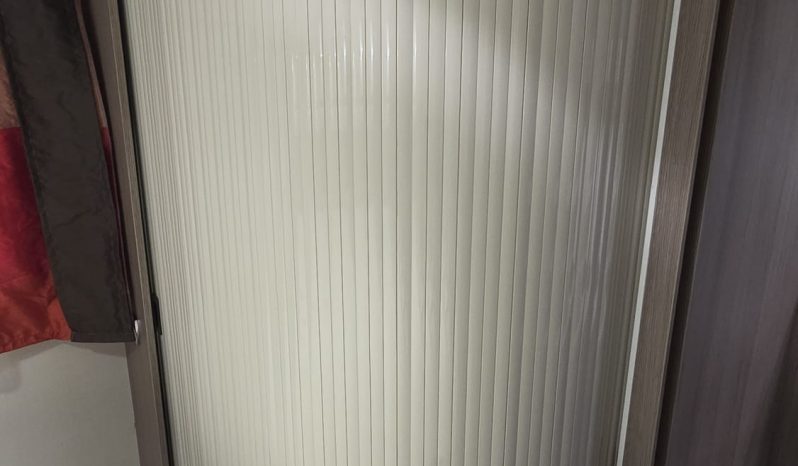 
								CHALLENGER QUARZ 278EB PERFILADA CAMA ISLA, SOLO 6,50 MTS. POCOS KMS lleno									