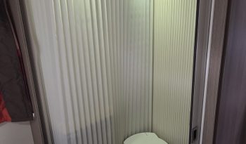 
									CHALLENGER QUARZ 278EB PERFILADA CAMA ISLA, SOLO 6,50 MTS. POCOS KMS lleno								