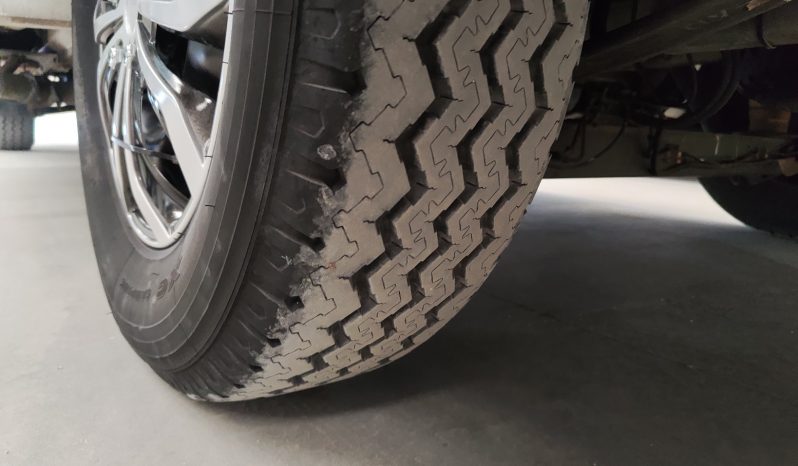
								CHALLENGER GENESIS 34 PERFILADA COMPACTA 6,00 MTS +A.A. DUAL POWER 12/220 VOLTS. lleno									