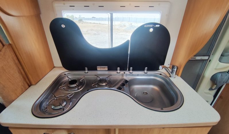 
								CHAUSSON FLASH PERFILADA CAMA TRANSVERSAL AMPLIO GARAJE lleno									
