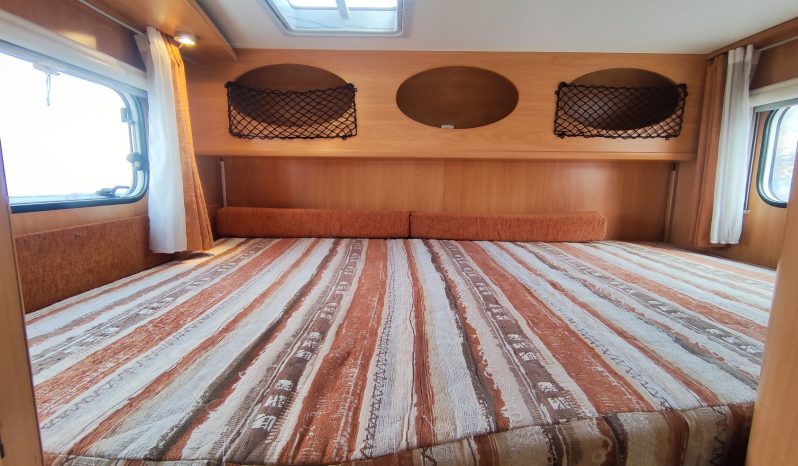 
								CHAUSSON FLASH PERFILADA CAMA TRANSVERSAL AMPLIO GARAJE lleno									