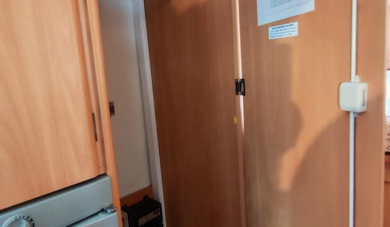 
								CHAUSSON FLASH PERFILADA CAMA TRANSVERSAL AMPLIO GARAJE lleno									