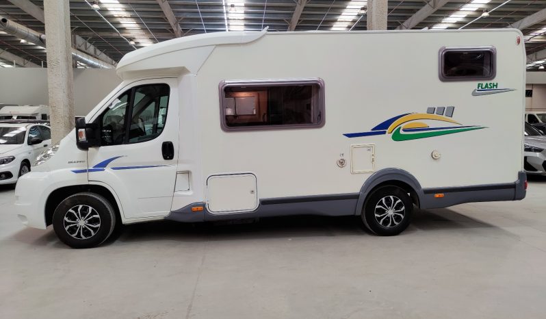 
								CHAUSSON FLASH PERFILADA CAMA TRANSVERSAL AMPLIO GARAJE lleno									