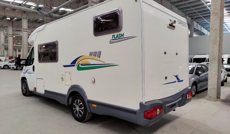 
								CHAUSSON FLASH PERFILADA CAMA TRANSVERSAL AMPLIO GARAJE lleno									