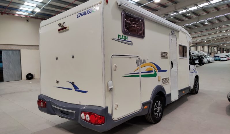 
								CHAUSSON FLASH PERFILADA CAMA TRANSVERSAL AMPLIO GARAJE lleno									