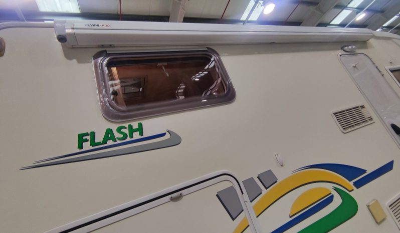 
								CHAUSSON FLASH PERFILADA CAMA TRANSVERSAL AMPLIO GARAJE lleno									