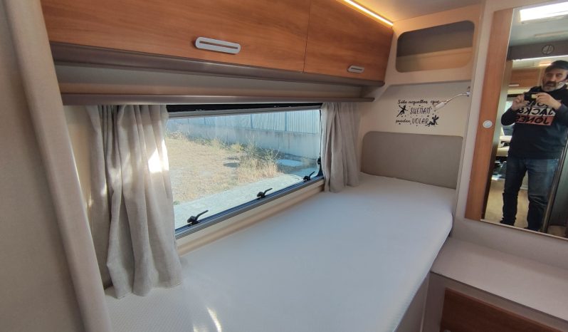
								RIMOR HYGGE 95 PLUS 5.P. CAMAS PARALELAS + CAMA DOBLE ELECTRICA EN SALON lleno									