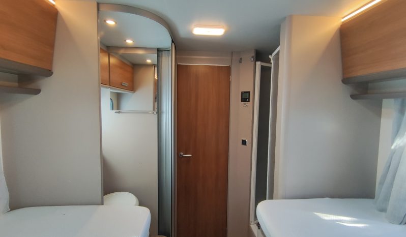 
								RIMOR HYGGE 95 PLUS 5.P. CAMAS PARALELAS + CAMA DOBLE ELECTRICA EN SALON lleno									