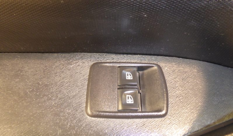 
								RENAULT Kangoo Combi Profesional dCi 90 CV lleno									