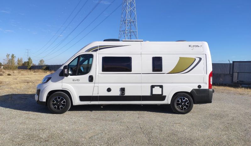 C.I. CAMPER KYROS 5 EVO 4 PLAZAS, usada 2025