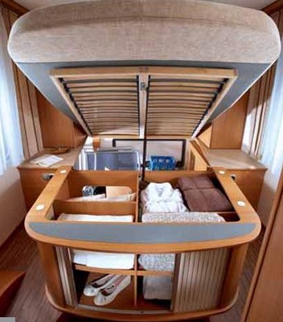 
								BURSTNER NEXXO T 685/7 FIAT DUCATO 3.0 180 CVS PERFILADA CAMA ISLA 6,85 mts ALTA GAMA lleno									