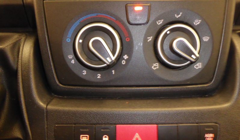 
								Citroen Jumper BlueHDi 120CV Furgon 33L2H2 lleno									
