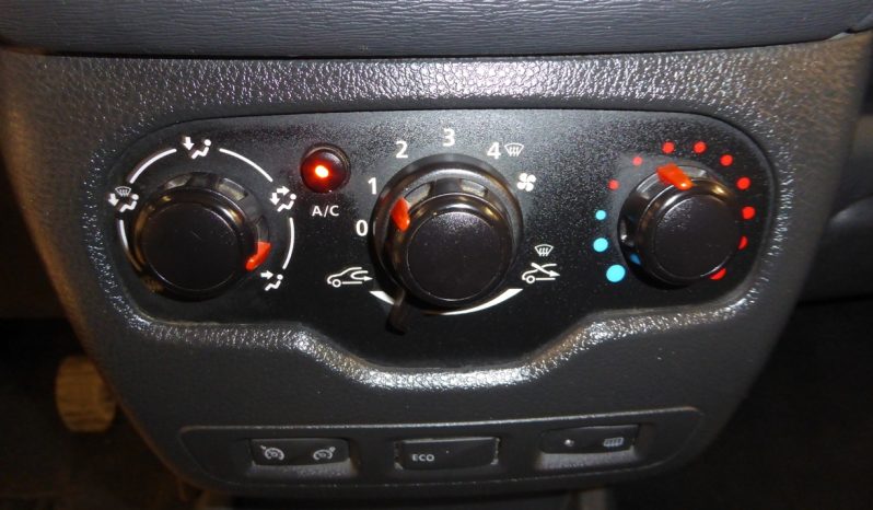 
								Dacia Dokker Ambiance 1.6 100CV gas GLP lleno									