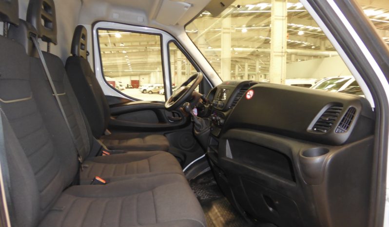
								IVECO DAILY 2.3 TD 35S 16 3520LH2 12 M3 lleno									