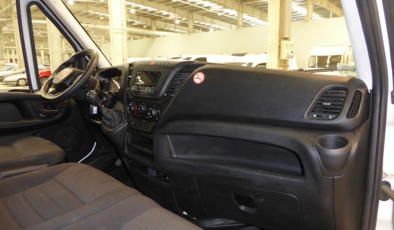 
								IVECO DAILY 2.3 TD 35S 16 3520LH2 12 M3 lleno									
