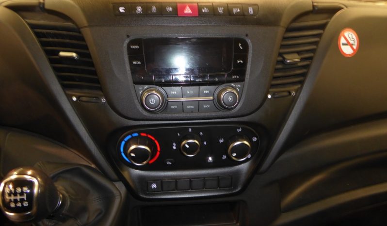 
								IVECO DAILY 2.3 TD 35S 16 3520LH2 12 M3 lleno									