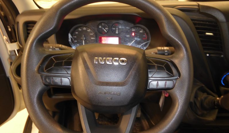 
								IVECO DAILY 2.3 TD 35S 16 3520LH2 12 M3 lleno									