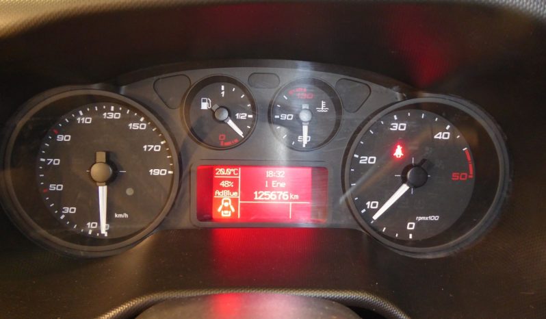 
								IVECO DAILY 2.3 TD 35S 16 3520LH2 12 M3 lleno									