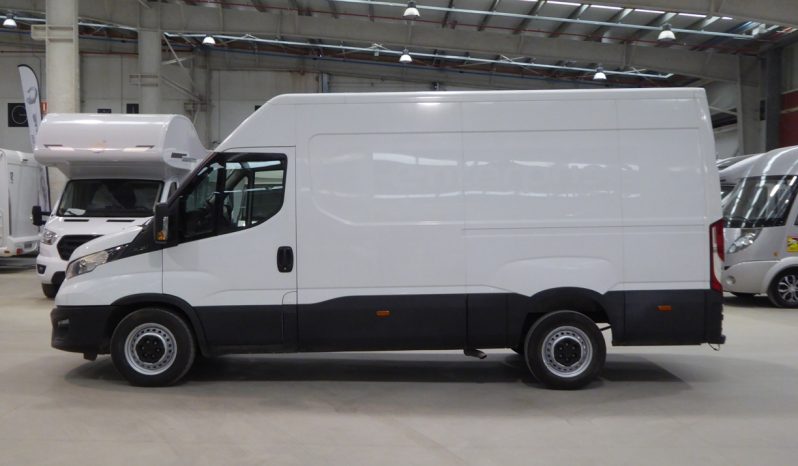 
								IVECO DAILY 2.3 TD 35S 16 3520LH2 12 M3 lleno									