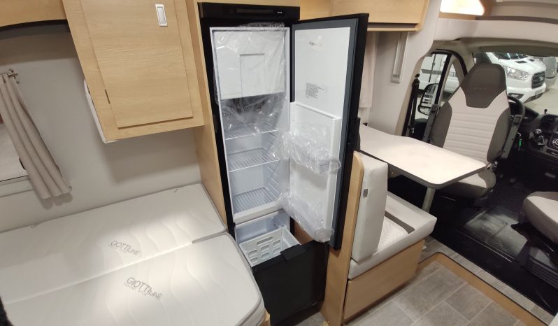 
								GIOTTILINE SIENA 330 PERFILADA 4P CAMA FRANCESA NUEVA + A.A. DUAL POWER 12/220 VOLTS. lleno									