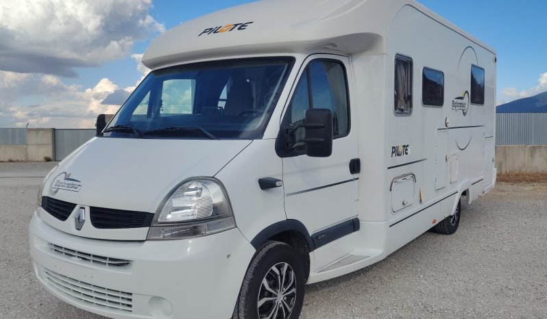 PILOTE EXPLORATEUR P 715 3.0 150 CVS 6.VEL. CAMA ISLA + GENERADOR