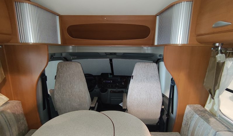 PILOTE EXPLORATEUR P 715 3.0 150 CVS 6.VEL. CAMA ISLA + GENERADOR