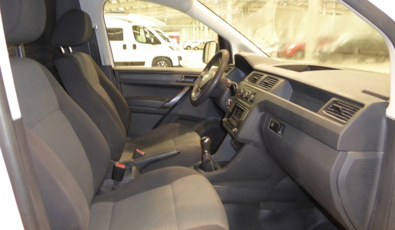 
								VOLKSWAGEN Caddy Profes Furgon 2.0 TDI 122 CV BMT 4Motion lleno									